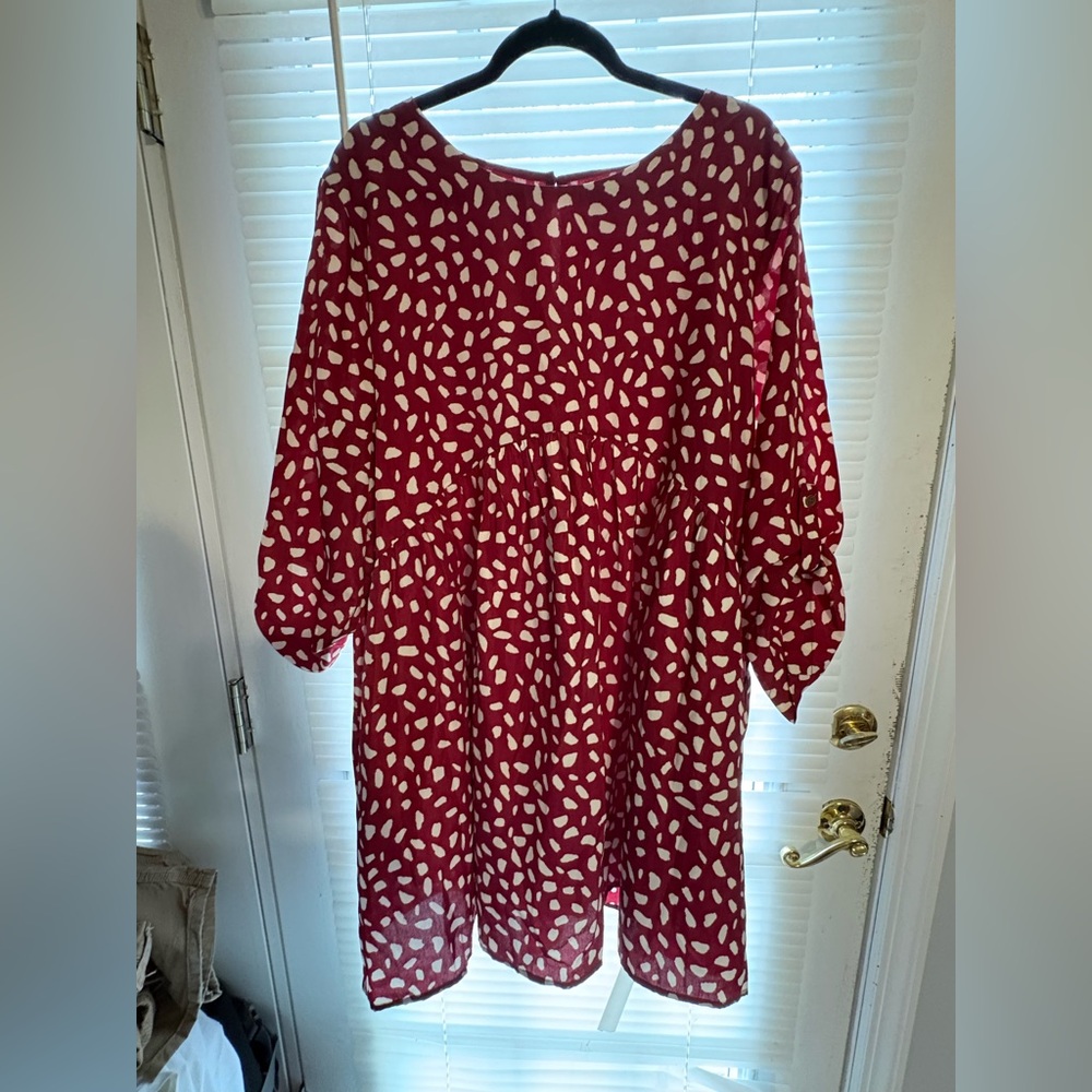Entro Red and White Midi Dress